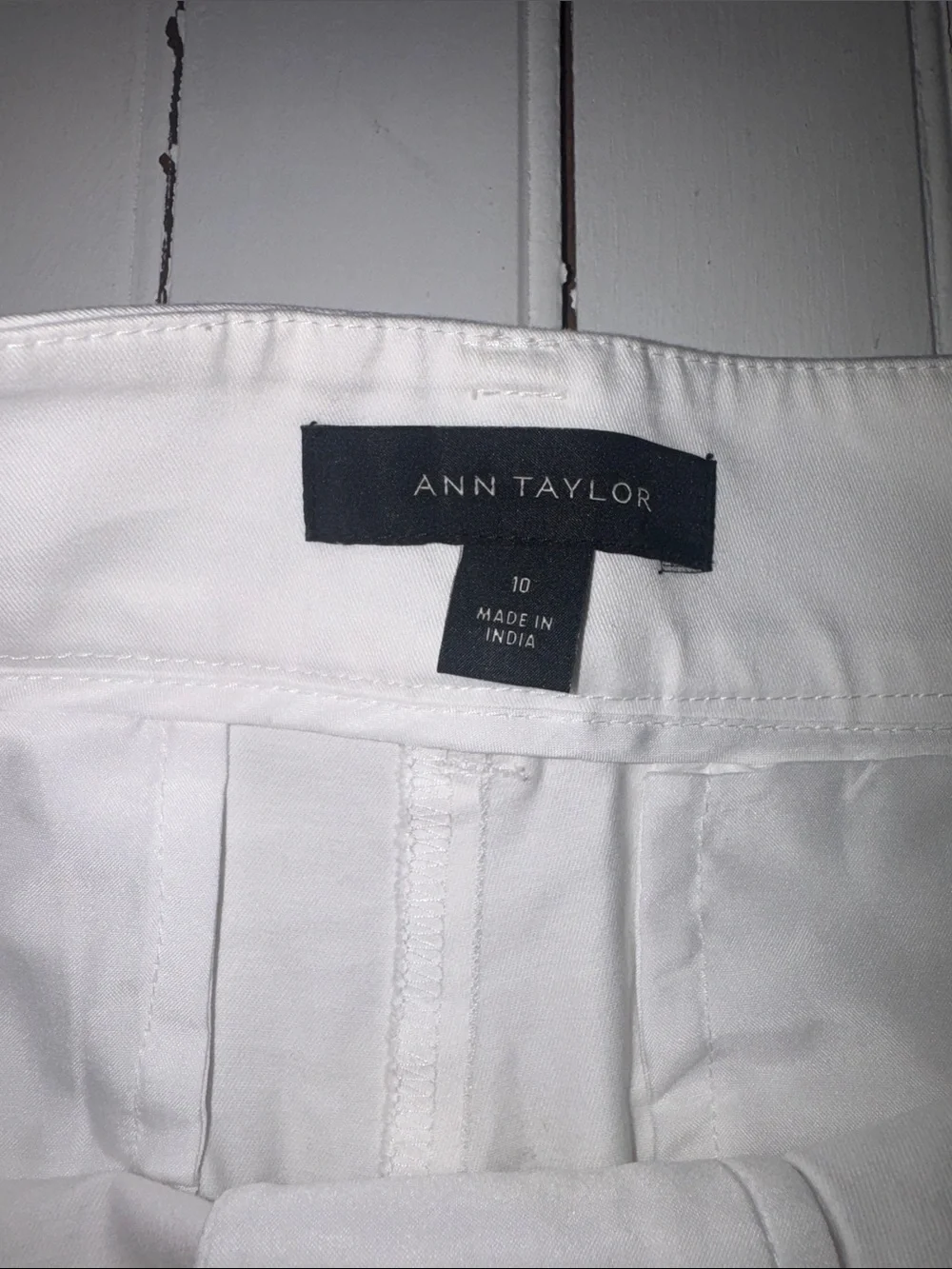 Ann Taylor Bermuda Shorts White Size 10